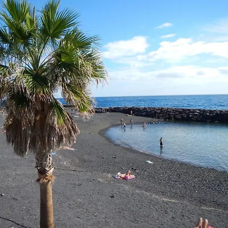Sunny & Cute With Sea Views Appartamento *